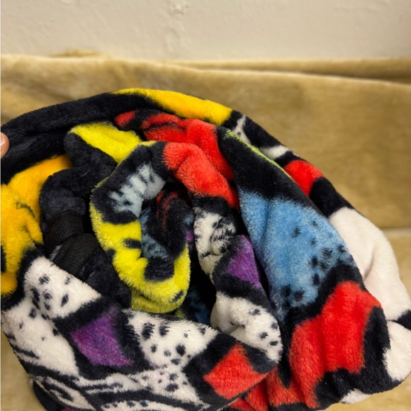 NWT Day of the Dead Skull Multicolor plush Blanket SUGAR SKULLS ROSES - Picture 8 of 9